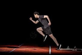 美记：Klutch正在想办法推动亨特加盟湖人，八村或将成为主体筹码