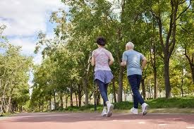 可悲！张志磊被KO揭开中国拳击伤疤，教练约等于拳盲，误人子弟