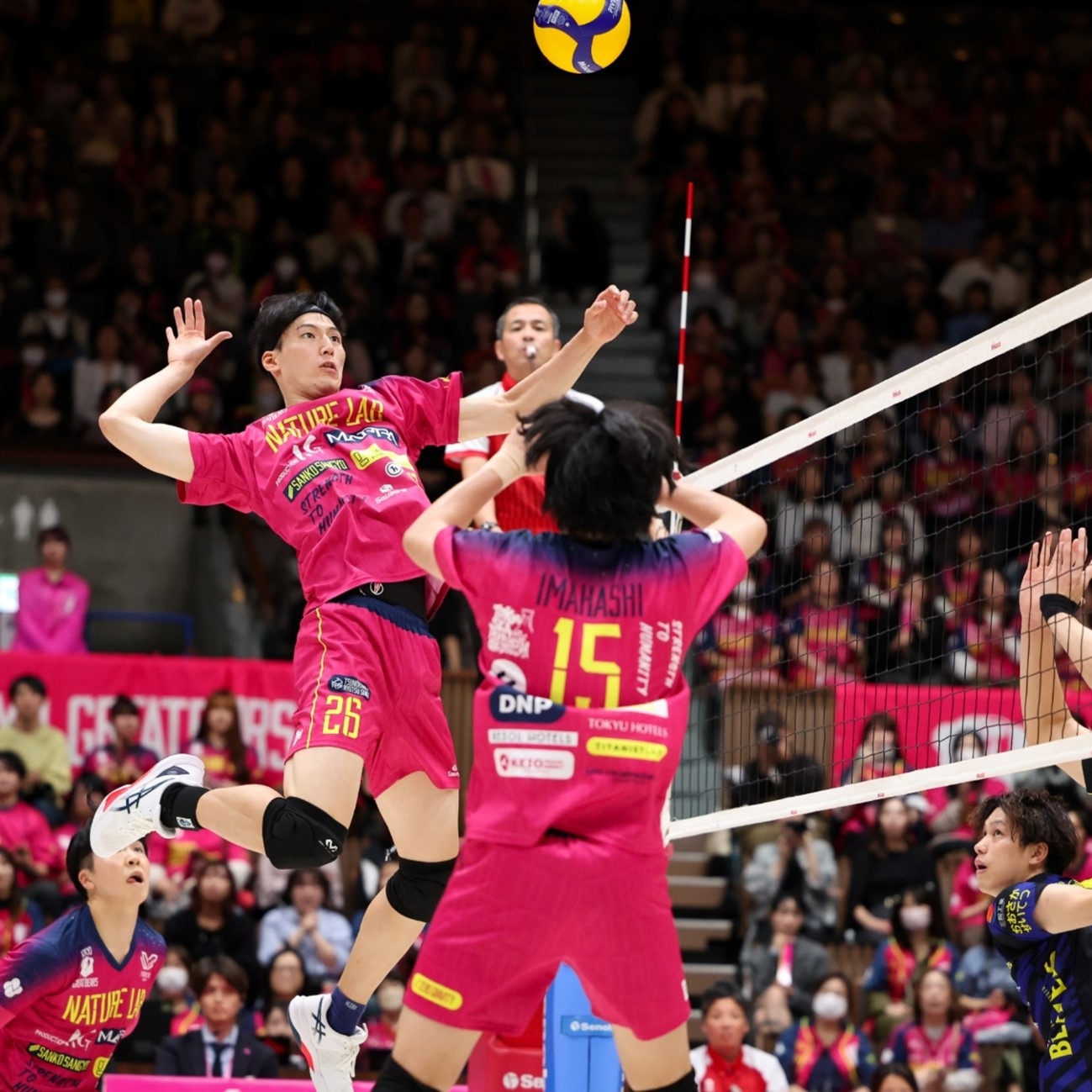 详解棒球规则中的故意触身球处罚主审如何判定投手的恶意动机